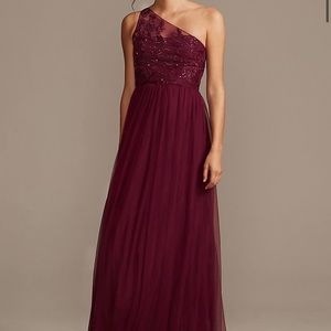 DB Bridesmaid dress - One shoulder soft net - wine
